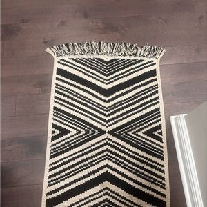 CB2 Black and Cream Geometric Bath Mat